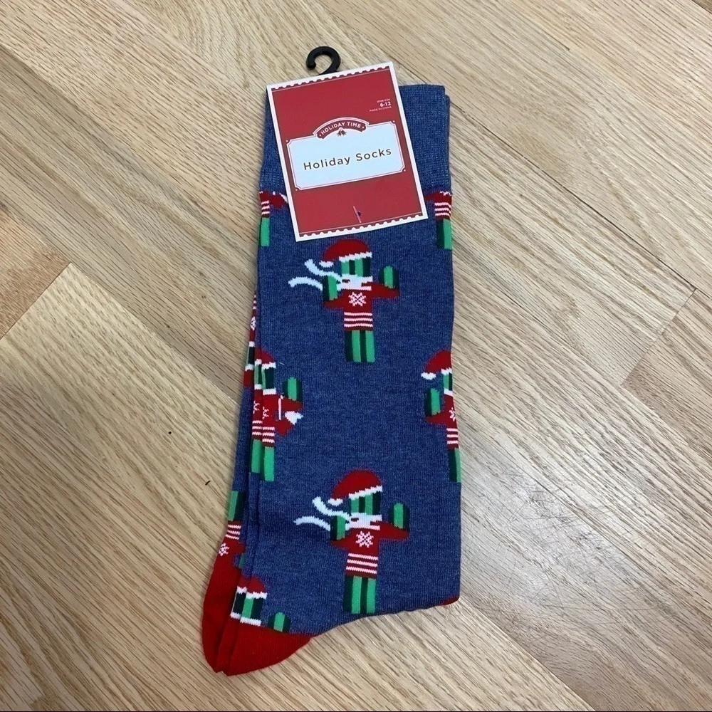 Men’s Christmas Cactus High Dress Socks NWT Gray Green Dress